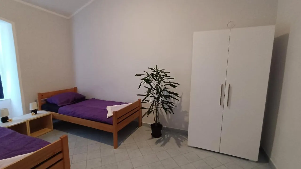 Studio apartment Jemi Pula