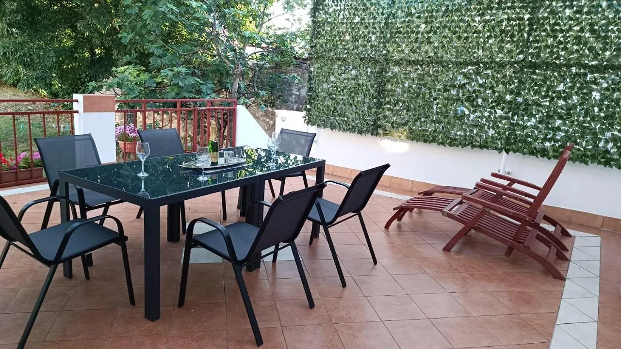 Studio Apartment Jemi Pula